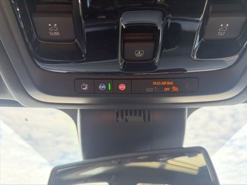 New 2026 Chevrolet Suburban RST w/ Comfort Package AWD/4WD image 39