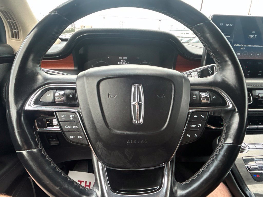 Used 2022 Lincoln Nautilus Reserve w/ Luxury Package AWD/4WD image 25