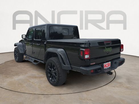 Used 2025 Jeep Gladiator Sport AWD/4WD image 8