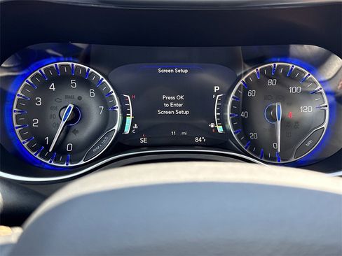 New 2026 Chrysler Pacifica Pinnacle image 7