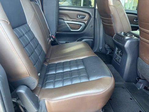 Used 2018 Nissan Titan Platinum Reserve w/ Platinum Utility Package AWD/4WD image 22