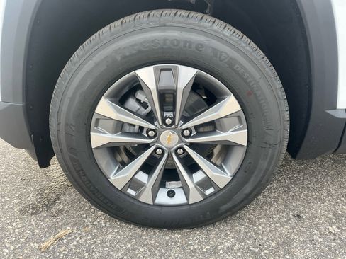 New 2026 Chevrolet Equinox LT w/ Safety and Technology Package image 31