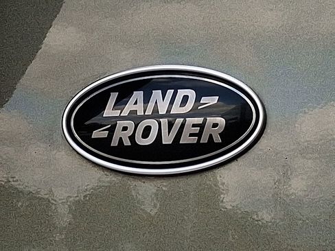 Used 2020 Land Rover Defender 110 HSE AWD/4WD image 28