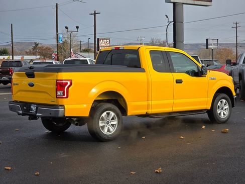 Used 2015 Ford F150 XLT w/ Equipment Group 301A Mid image 5