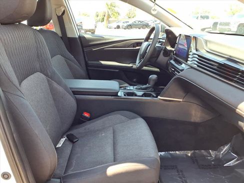 Certified 2025 Toyota Camry LE image 22