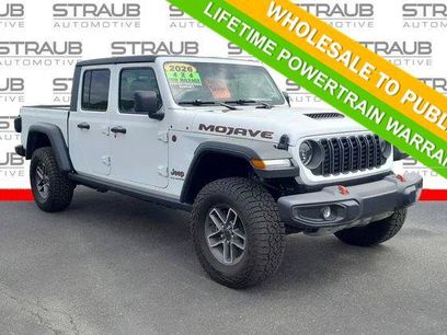 Used 2026 Jeep Gladiator Mojave
