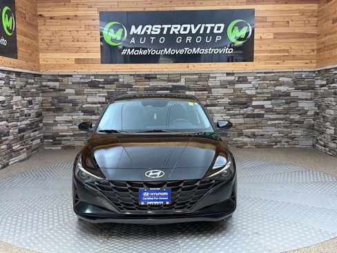 Used 2023 Hyundai Elantra SEL FWD image 6