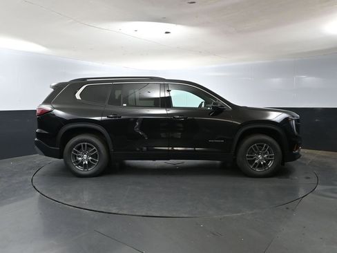 New 2025 GMC Acadia Elevation image 2