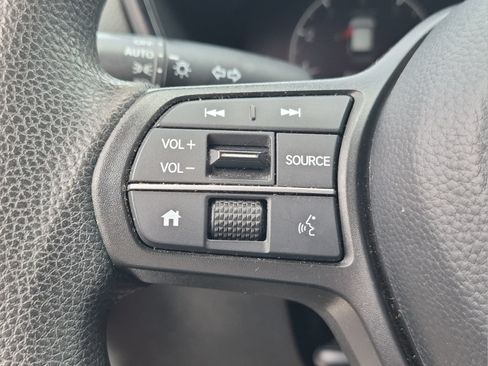 Used 2023 Honda CR-V LX image 13