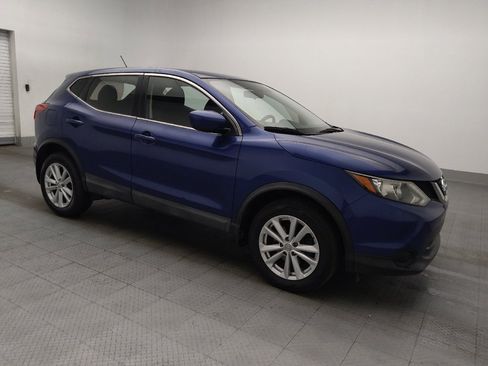 Used 2018 Nissan Rogue Sport S w/ S Appearance Package FWD image 11