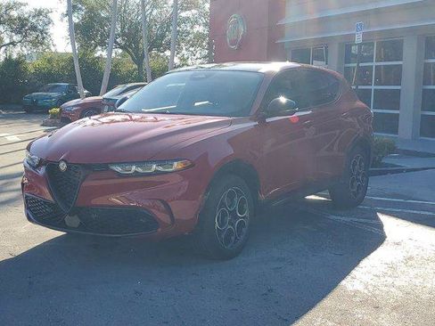 New 2025 Alfa Romeo Tonale AWD/4WD image 2