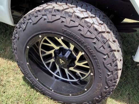 Used 2015 Ford F250 XL w/ Power Equipment Group image 28