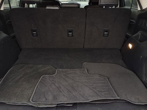 Used 2020 Ford Edge Titanium w/ Equipment Group 301A image 6