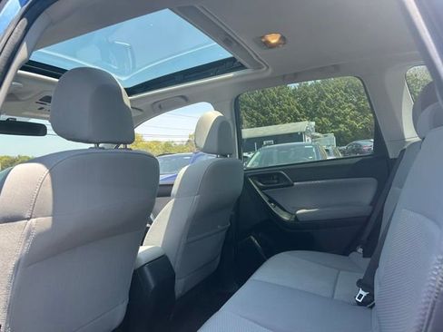 Used 2018 Subaru Forester 2.5i Premium AWD/4WD image 12