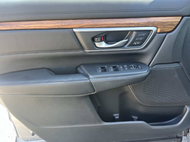 Used 2017 Honda CR-V Touring image 31