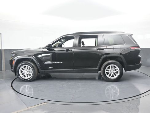 Used 2024 Jeep Grand Cherokee L Laredo image 3