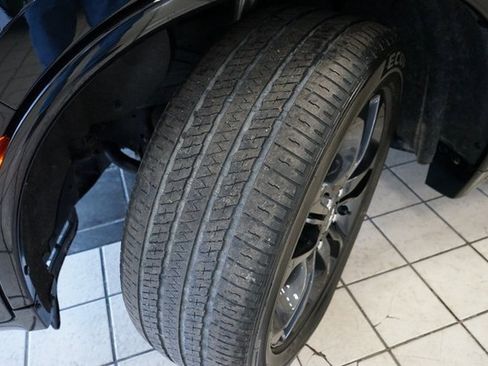 Used 2023 Dodge Durango R/T w/ Hemi Orange Plus Package image 57