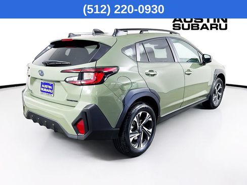 Used 2026 Subaru Crosstrek 2.5i Premium AWD/4WD image 8