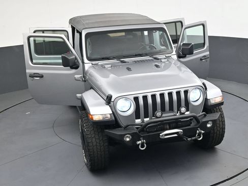 Used 2020 Jeep Wrangler Unlimited Sahara AWD/4WD image 44