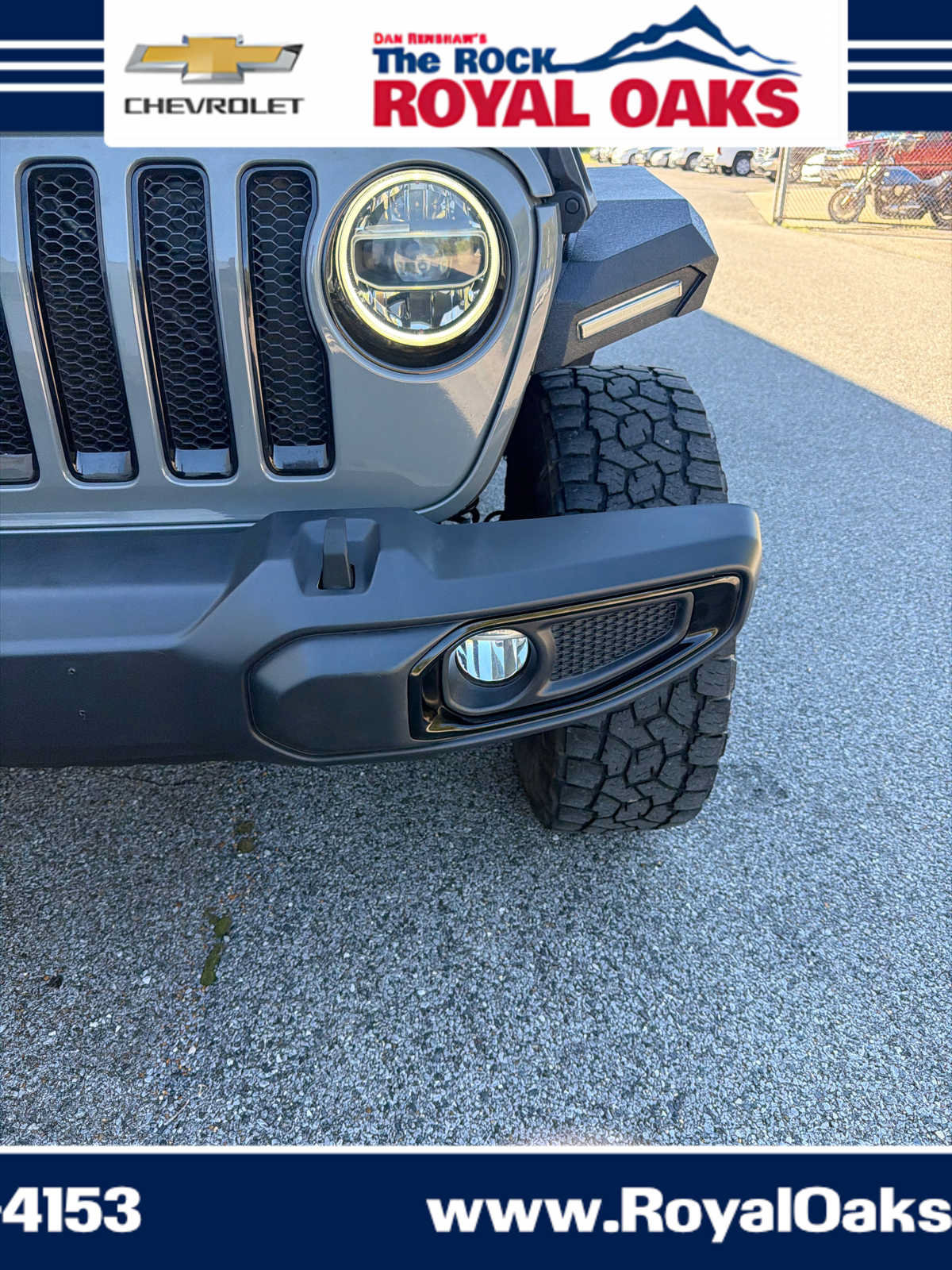 Used 2020 Jeep Wrangler Unlimited Sahara AWD/4WD image 19