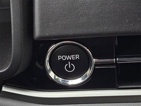 Used 2025 Mitsubishi Outlander SEL Black Edition image 24