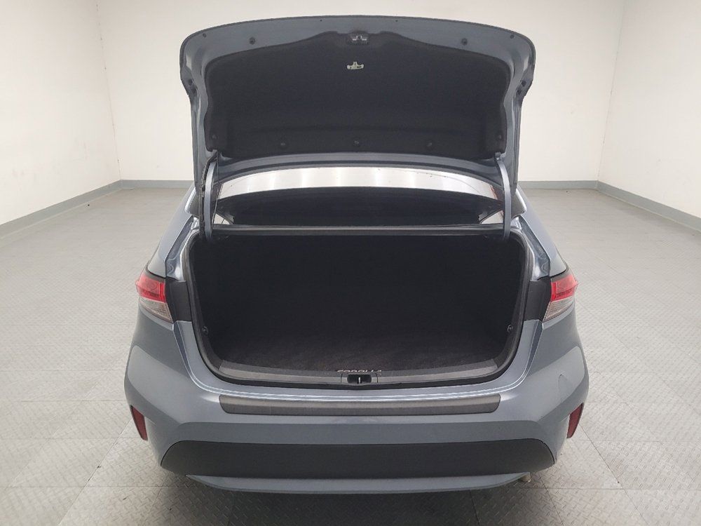 Used 2022 Toyota Corolla LE FWD image 29