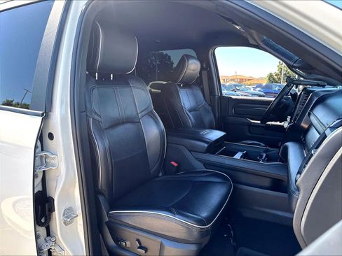 Used 2022 RAM 3500 Limited AWD/4WD image 31