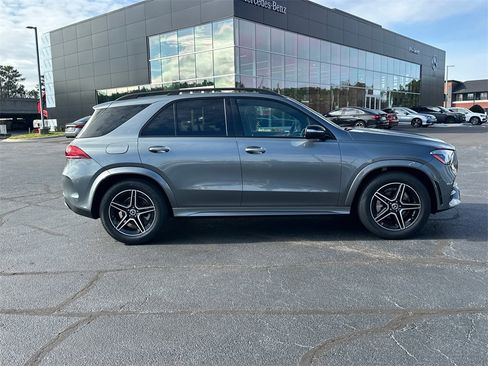 Certified 2022 Mercedes-Benz GLE 350 w/ AMG Line Exterior image 8