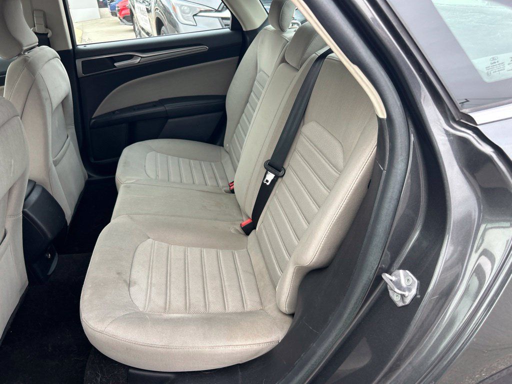 Used 2019 Ford Fusion S FWD image 14