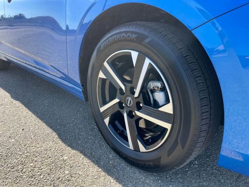 Used 2025 Nissan Sentra SV image 29