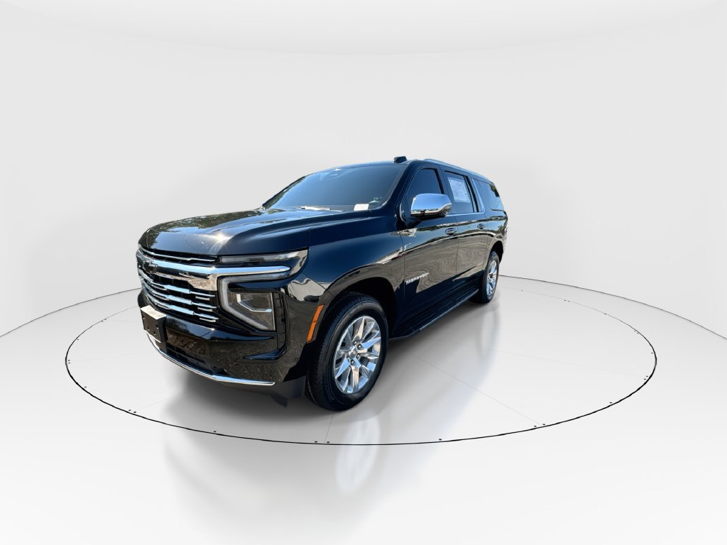 Used 2025 Chevrolet Suburban Premier w/ LPO, Illumination Package RWD image 4