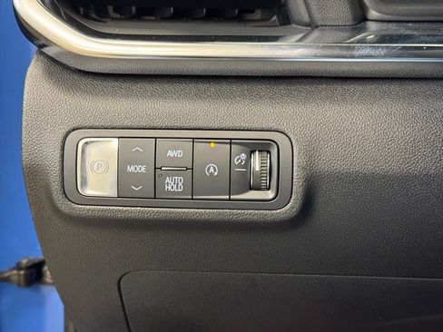 Used 2025 GMC Terrain Elevation image 28