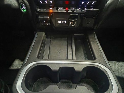 Used 2022 GMC Sierra 1500 Denali w/ Denali Premium Package image 54