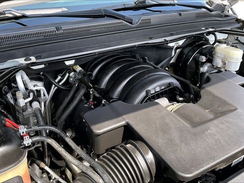 Used 2019 Chevrolet Tahoe Premier RWD image 32
