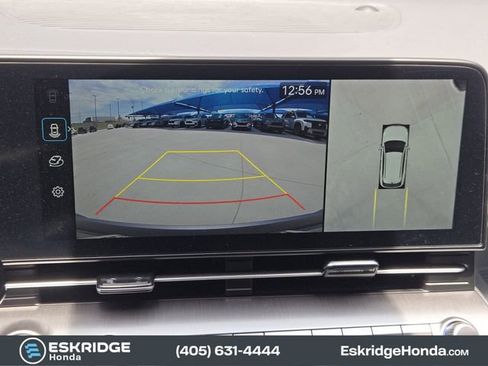 Used 2025 Hyundai Kona Limited FWD image 19