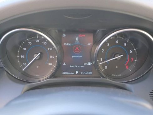 Used 2020 Jaguar XF Premium image 27