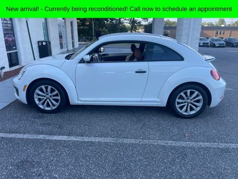 Used 2017 Volkswagen Beetle 1.8T FWD image 4