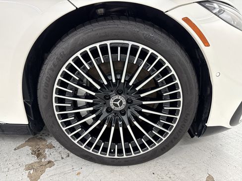 Certified 2022 Mercedes-Benz EQS 450+ Sedan image 11