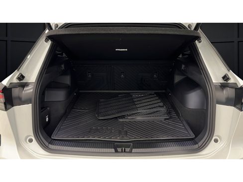 Used 2026 Volkswagen Tiguan SEL R-Line AWD/4WD image 27