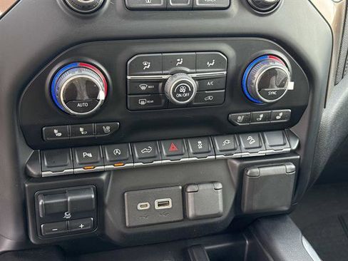 Used 2020 Chevrolet Silverado 1500 High Country w/ Z71 Off-Road Package image 23