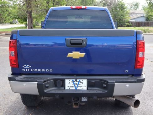 Used 2013 Chevrolet Silverado 2500 LT w/ Interior Plus Package AWD/4WD image 6