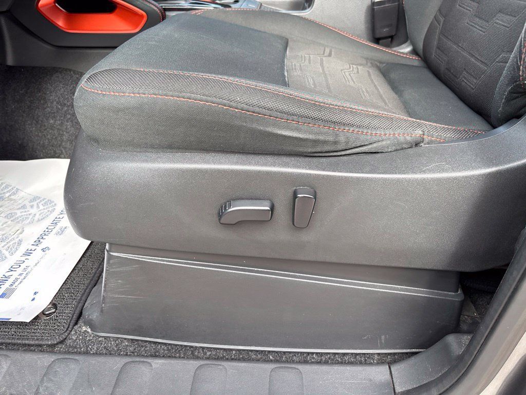 Used 2022 Nissan Frontier PRO-4X AWD/4WD image 35