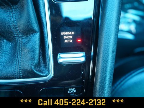 Used 2025 Jeep Compass Limited AWD/4WD image 40