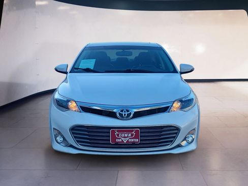 Used 2013 Toyota Avalon XLE Premium image 8