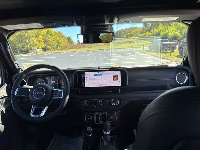 New 2027 Jeep Wrangler Unlimited Sahara AWD/4WD image 12