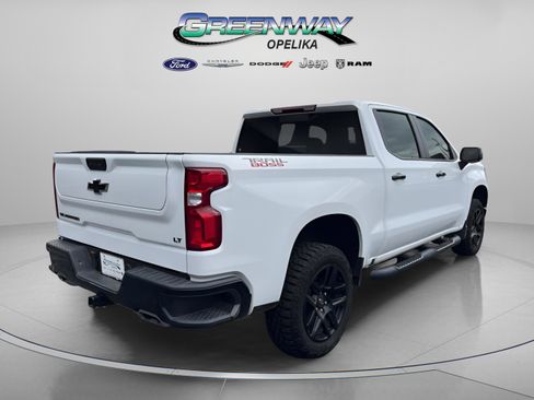 Used 2025 Chevrolet Silverado 1500 LT Trail Boss w/ LT Trail Boss Premium Package AWD/4WD image 13