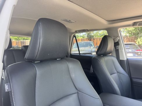 Used 2023 Toyota 4Runner Limited AWD/4WD image 29