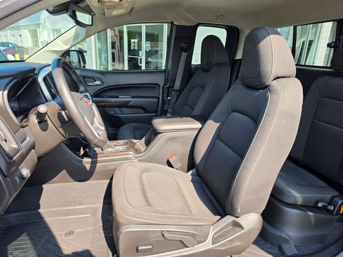 Used 2022 GMC Canyon Elevation w/ Trailering Package RWD image 11