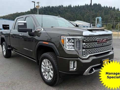 Used 2022 GMC Sierra 2500 Denali image 3