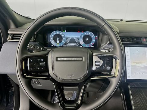 Used 2026 Land Rover Range Rover Velar Dynamic SE AWD/4WD image 12